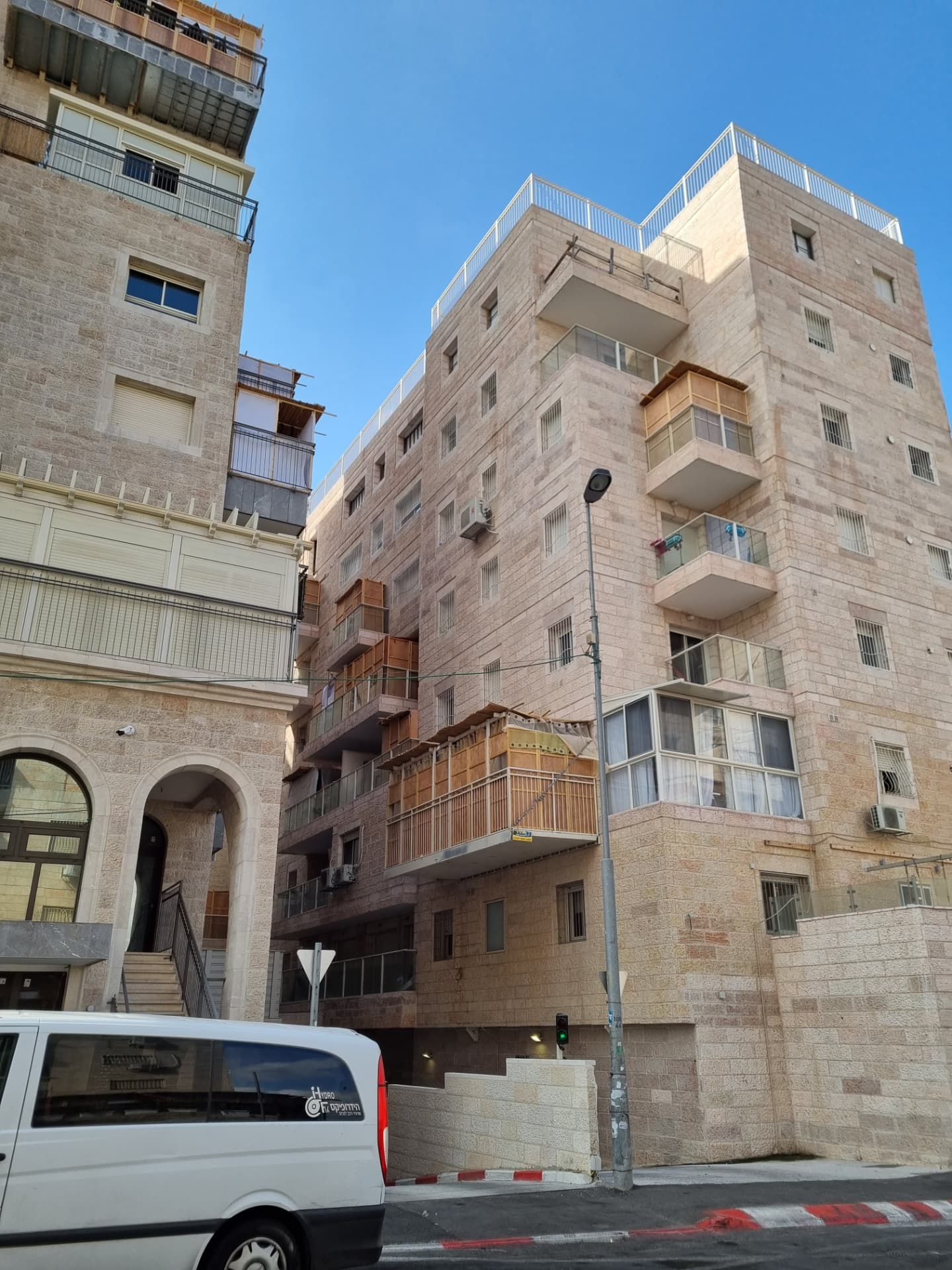 לובי וכניסה — פרויקט רוממה